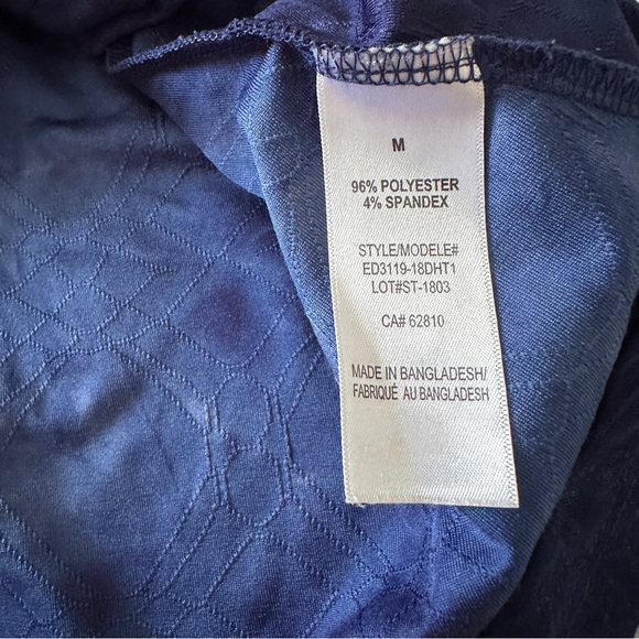 Navy Blue Sleeveless top by Rick’s, size Medium - Picture 6 of 13